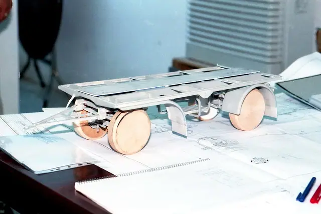 Die Leute von Revell Engineering hatten den Trailer doppelt so groß gebaut wie das spätere Bausatz-Modell.