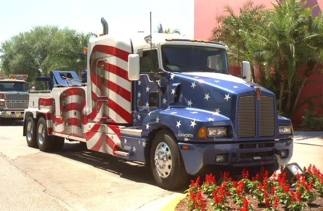 Kenworth T600 B Aerocab